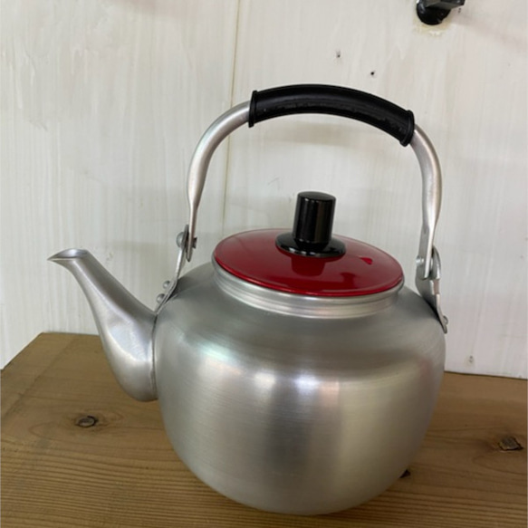 レトロ アルミ製リブデザイン水筒 ヤカン お茶入れ インテリア 【公式