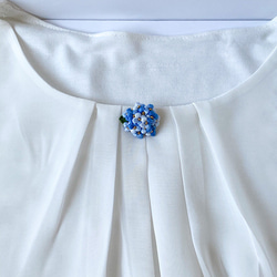刺繍糸で編んだ紫陽花ブローチ(ブルー)紫陽花ハンドメイド2023 10枚目の画像
