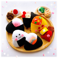 フェルトおにぎり☆フェルトままごと☆フェルトおもちゃ おもちゃ