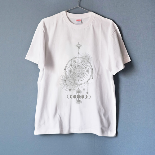 天体観測・月の満ち欠け Tシャツ ゴールド WHITE（men&women） Tシャツ
