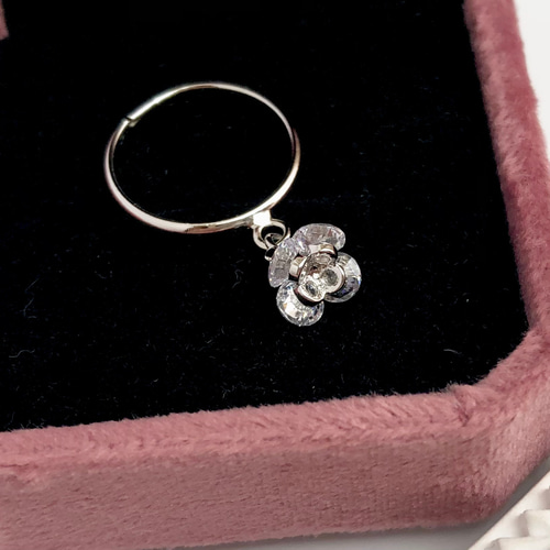 サイズ4号】ピンキーリングお花のぐるっとデザイン