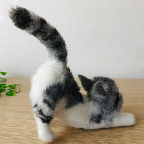羊毛フェルト 猫 ねこ サバ白 のひ〜 羊毛フェルト にじいろ 羊毛