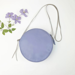 本革の丸型ショルダー　purple 1枚目の画像