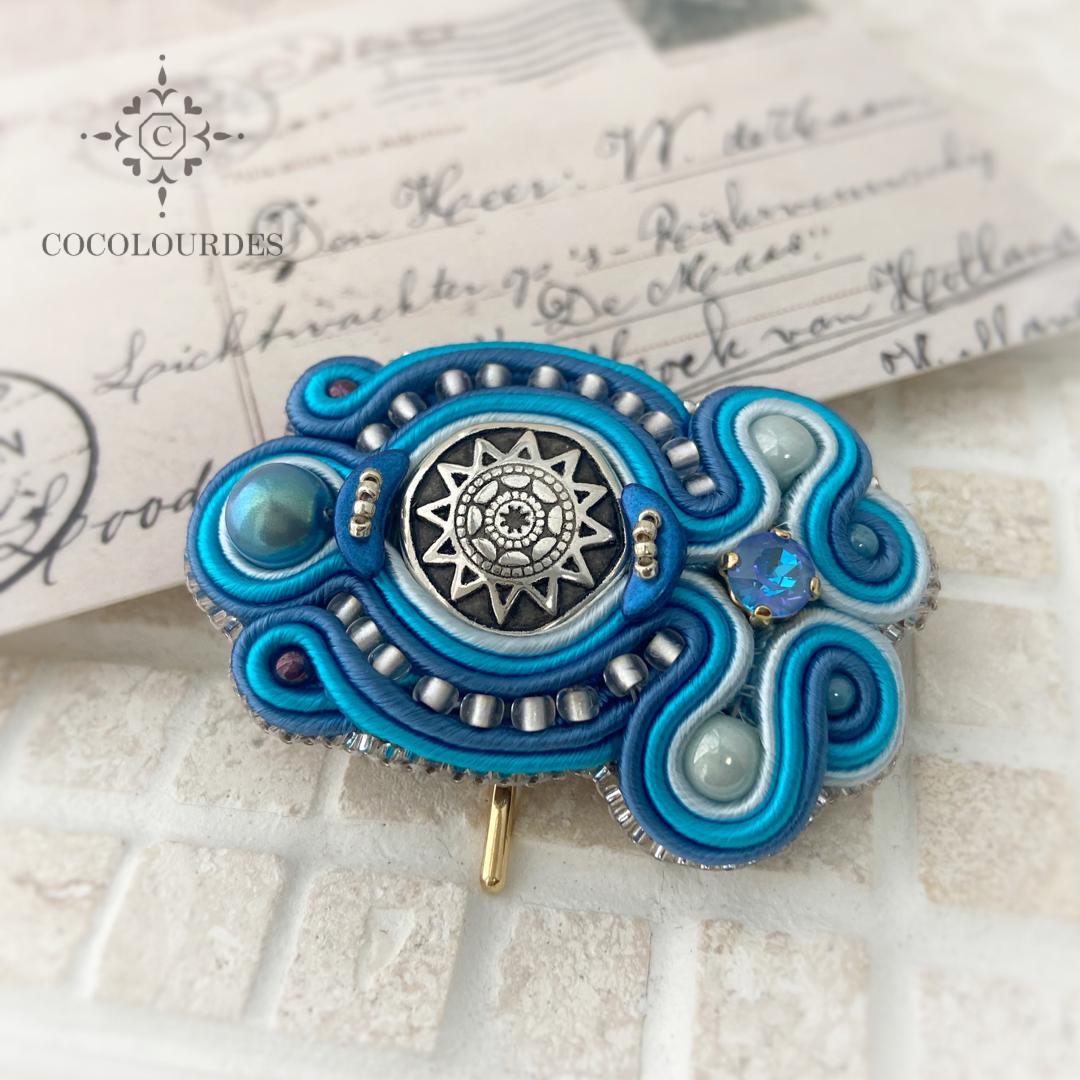 ソウタシエ　ポニーフック