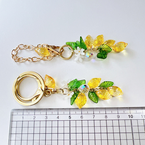 レモン キーホルダー バッグチャーム ゴールド イエロー キーホルダー  