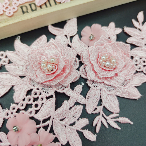 ピンク 花柄刺繍 4点セット C65