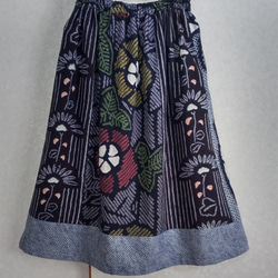 着物リメイク♪裏地付き：８０ｃｍ丈　上質な４種類の有松鳴海絞りを組み合わせて作ったおしゃれなスカート 3枚目の画像