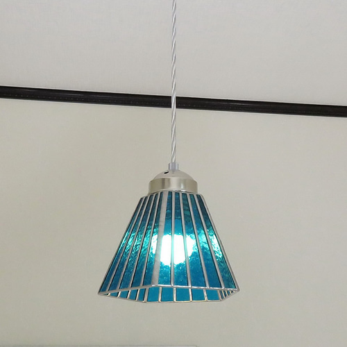 ブルーのストライプ・五面（ステンドグラスペンダントライト）吊り下げ