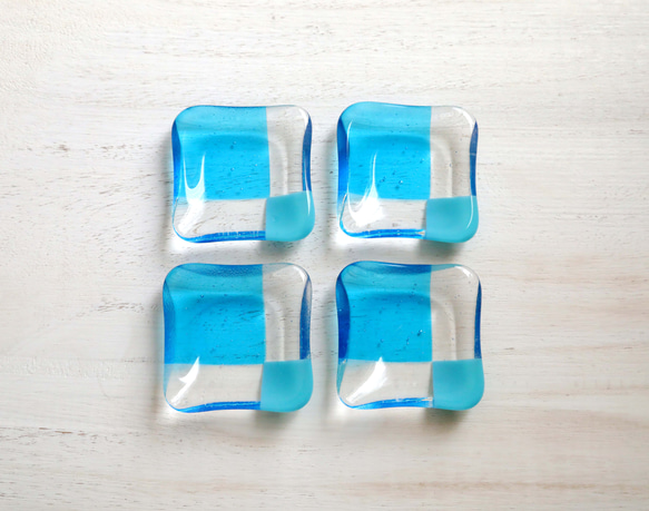 ガラスの豆皿　ターコイズブルーの石畳 7枚目の画像