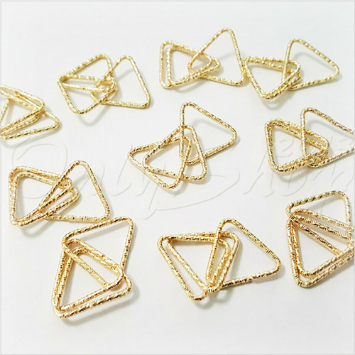 ☆149F995-6【10個】三角 トリプルタイプ 丸カン☆ 金具・チェーン