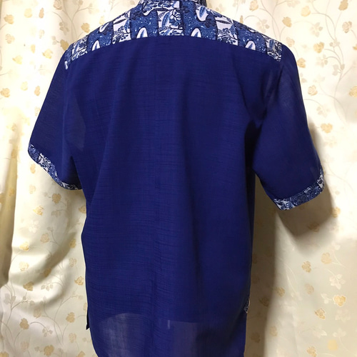 和柄プリント ネイビー かりゆしウェア Mサイズ（沖縄、琉球、かすり柄