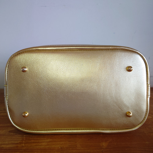 秋冬バッグ メタリックカラー ゴールド ワンハンドル レザー2way