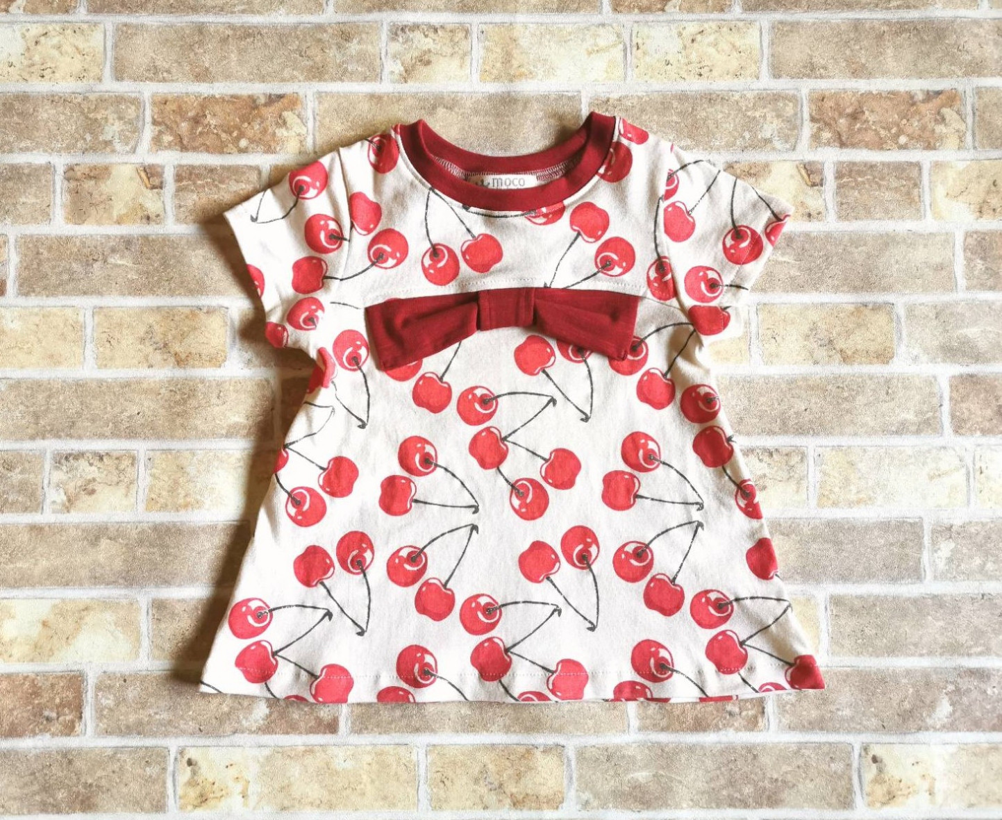 ボンポワン　子供用長袖ネイビーワンピース　8a 美品。さくらんぼ柄 ボンポワン 女の子 さくらんぼ柄 （ボンポワン 子供用長袖