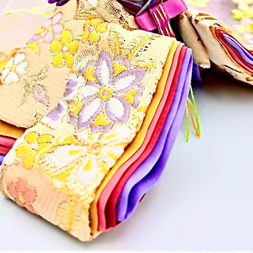 339 ひなまつり 小さな着せ替えお着物〈お姫様〉十二単 蜂蜜色地に大輪