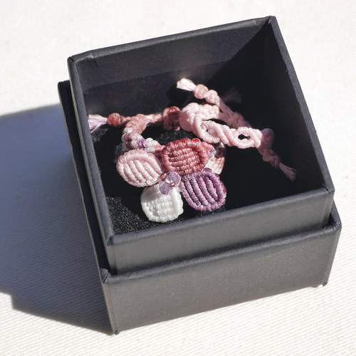 30％OFFSale天然石ラベンダーアメジスト2連マクラメリング紫陽花