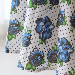 Décolletage Beautiful dots &amp; floral cache-coeur 連衣裙 (22s-18) 第10張的照片