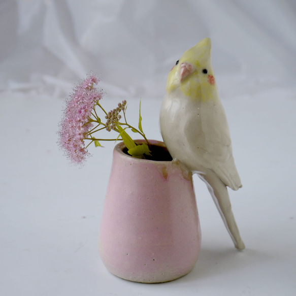 オカメインコの一輪挿し （陶器の小鳥オブジェ） 一輪挿し・花瓶