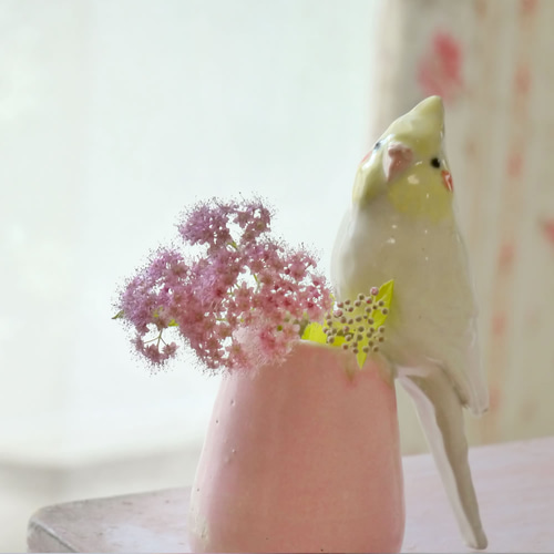 オカメインコの一輪挿し （陶器の小鳥オブジェ） 一輪挿し・花瓶