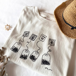 【６月初旬発送】《Tea-shirt》紅茶ティーバッグTシャツ 1枚目の画像