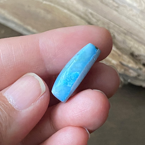 ラベンダー・ターコイズ　天然石　tp737 ラベンダー・ターコイズ 天然石 tp737