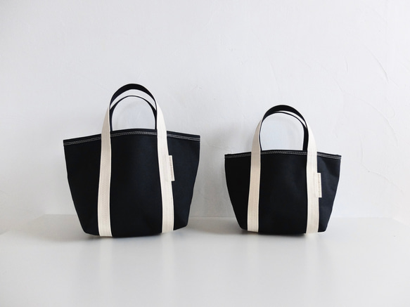 tote bag XS size クロ(ハリのある帆布) 3枚目の画像