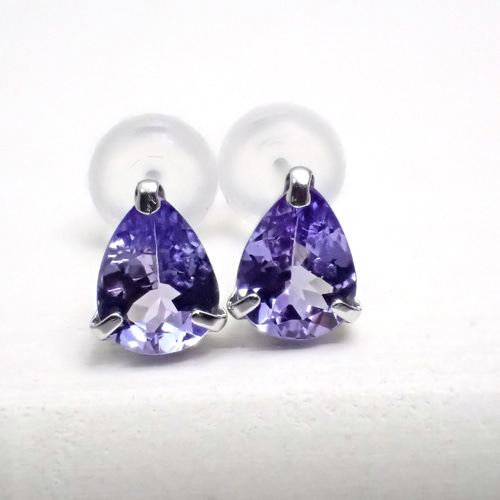 K18WG タンザナイトペアシェイプ ピアス ピアス（スタッド・一粒  