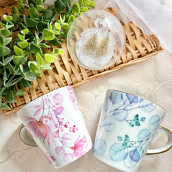 2色フラワー・ペアマグカップ 1枚目の画像