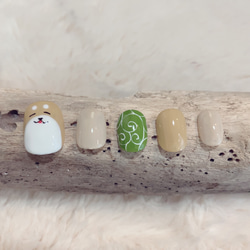 柴犬ネイル 愛犬 しばいぬ ベリーショートネイルチップ ペット 動物 ワンちゃん 唐草模様 からくさ キャラクター 爪 1枚目の画像