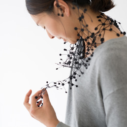 【刺繍ネックレス】DNAラリエット　フォーマル　ラメ　糸　軽い　洗える　金属アレルギー　ラグジュアリー 9枚目の画像