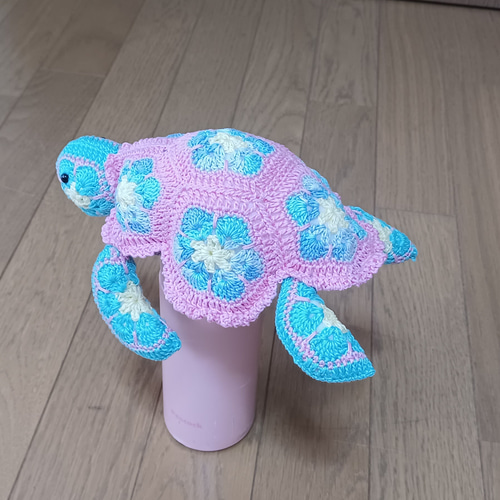 アフリカンフラワー ウミガメ ホヌちゃん あみぐるみ リンベル 通販
