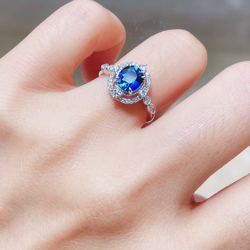 リング レディース【鑑別書付】ほぼ 3ct 特品!ロイヤルブルー リング レディース【鑑別書付】ほぼ 3ct 特品!ロイヤルブルー