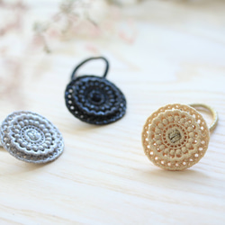 レースホイールヘアゴム　刺繍　金属アレルギー　フォーマル　軽い　ヘアアクセサリー　ブレスレット 1枚目の画像