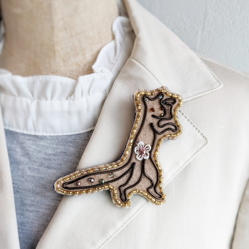刺繍)いたち様