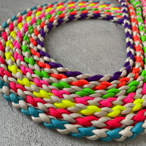 完成品】パラコード 4つ編みリード 超小型犬リード・小型犬