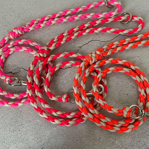 犬用四つ編みリード 中型犬〜パラコードリード 四つ編み #paracord #diy #handwork