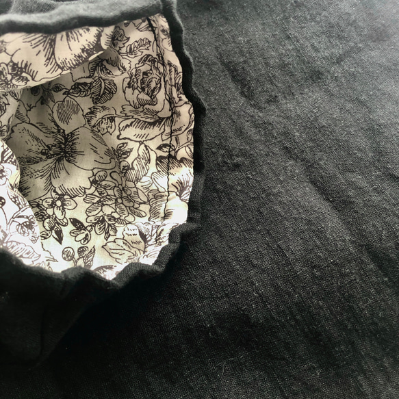 【巾着付き】素敵な裏地のリネンエコバッグ・ノワール 6枚目の画像