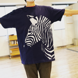シマウマ横顔　ローケツ染めTシャツ　サイズS~XL 5枚目の画像