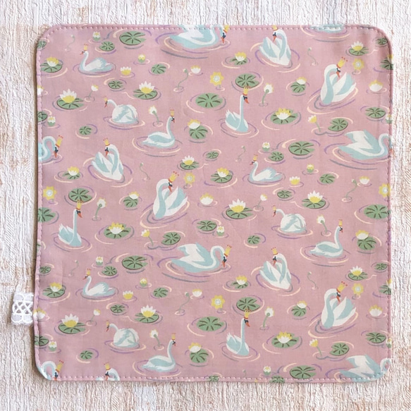 ★再販★LIBERTY＆ダブルガーゼのハンカチ【L 20×20・マノン（ピンク）／ピンク】 2枚目の画像