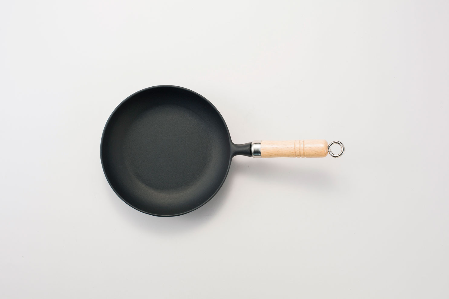 【公式】岩鋳　南部鉄器　オムレツパン21㎝（木柄付）