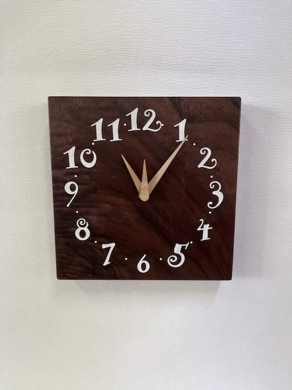 木の時計＜ウォールナット＞・掛け時計wnc-1125　木製時計 1枚目の画像