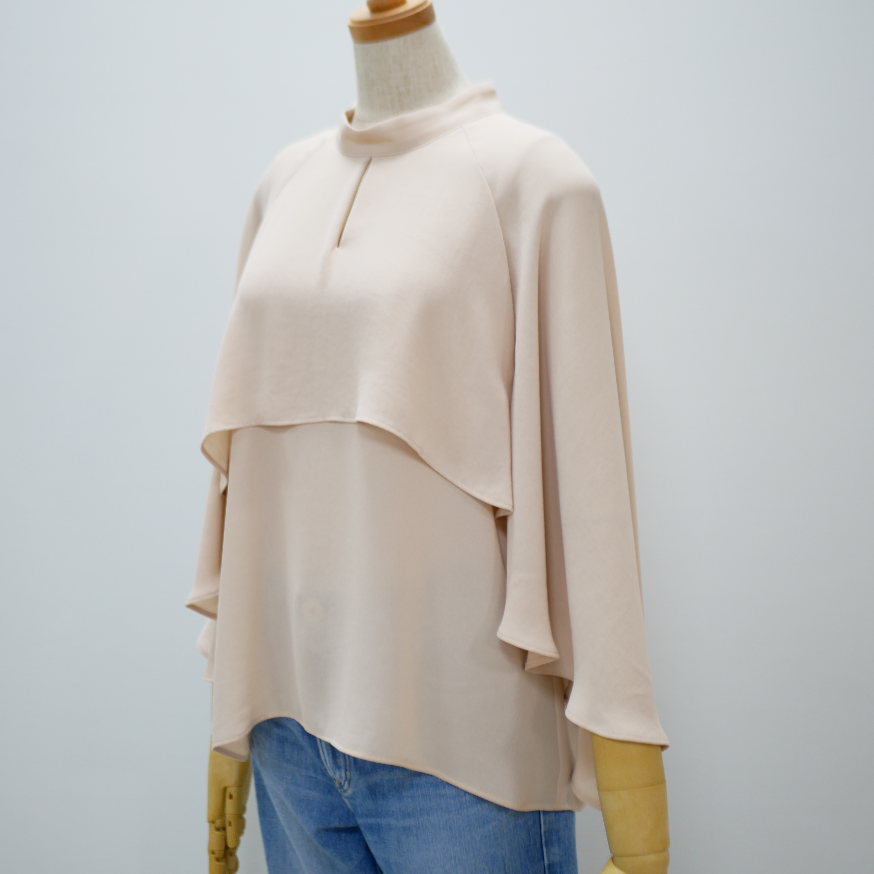 【期間限定　送料無料】【洗えるアイロン不要】ジョーゼットデザインブラウス　ピンクベージュ