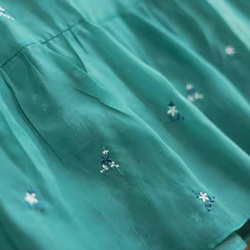 シアー刺繡生地　ロングワンピース　ウエストリボン　ポケット付き【春夏】グリーン系 12枚目の画像