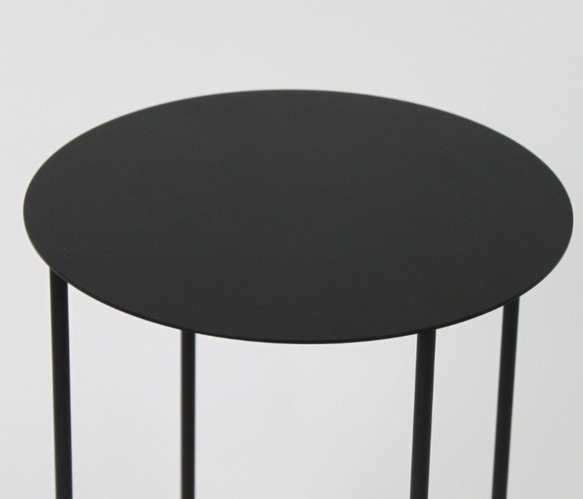 サイドテーブル アイアン 丸 シンプル 黒 白 ブラック ホワイト ナイトテーブル ソファテーブル 観葉植物テーブル 5枚目の画像