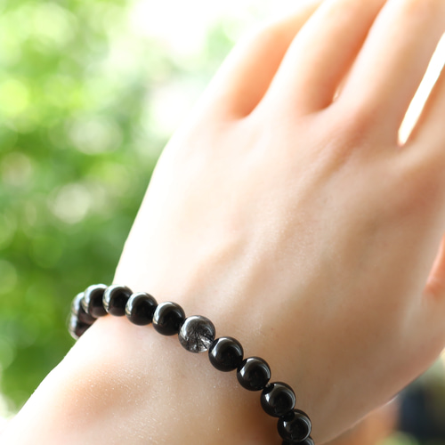 ☆戦いと破邪のお守り☆ブラックルチルクォーツ：8.5ミリ＆モリオン