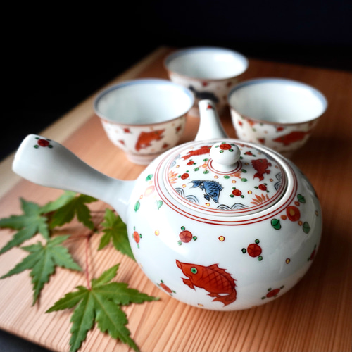 五彩魚花紋茶器セット（急須＆汲み出し5ヶセット）1点限り ポット