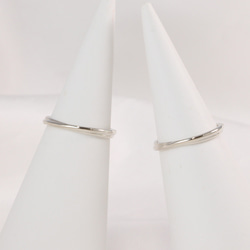 ねじりラインが美しいペアリング マリッジリング 結婚指輪に 名入れ刻印無料  PT8038P 4枚目の画像