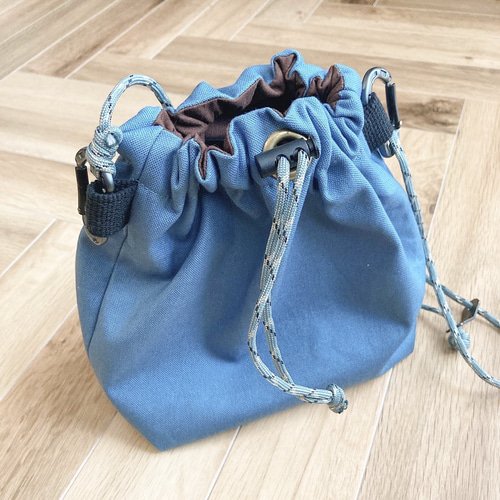キャンバス生地 巾着サコッシュ＜3色展開＞ サコッシュ handmade