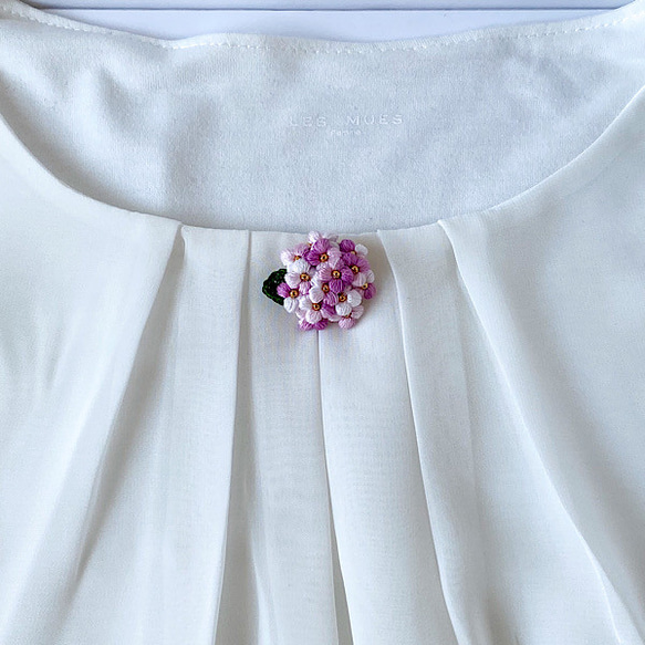 刺繍糸で編んだ紫陽花ブローチ(ピンク) 8枚目の画像