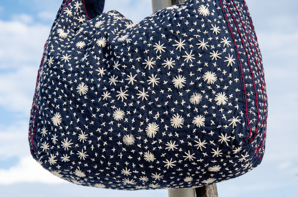 クリスマスギフト交換ギフトバレンタインデーギフトバースデーギフト母の日手縫いコットンサイドバックパック刺繍クロスボディバッグ手刺 14枚目の画像