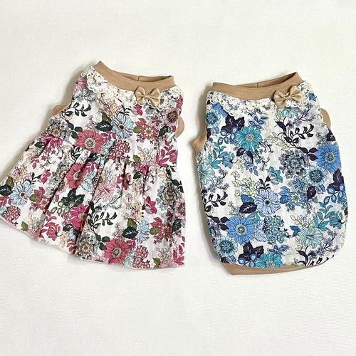 犬服 花柄リップル生地のタンクトップ（ブルー系） ペット服
